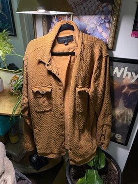 Treasure & Bond Quilted Shirt Jacket in Camel Simons